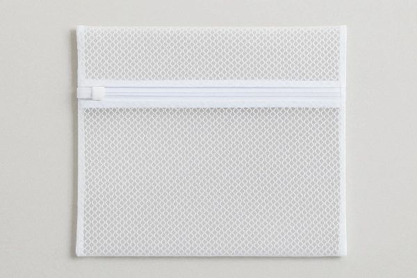 9 Zippered Mesh Laundry Bag for Delicates