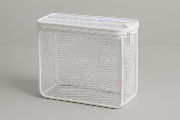 Fine Mesh Bra Wash Bag with Frame